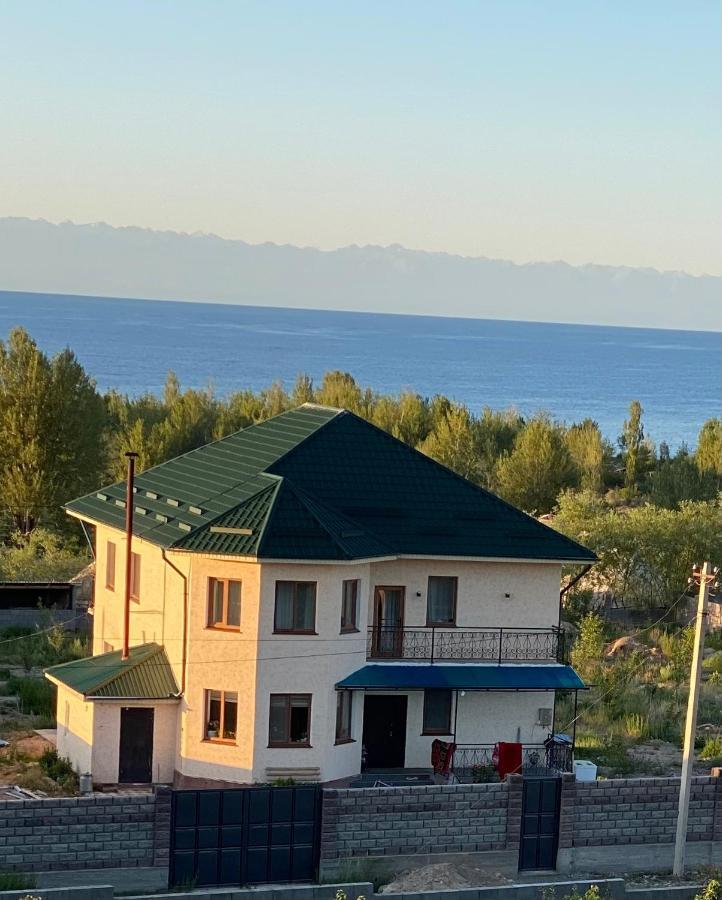 Maksat House Hotell Tossor Eksteriør bilde